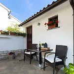 Cosy Studio Apartment Porec